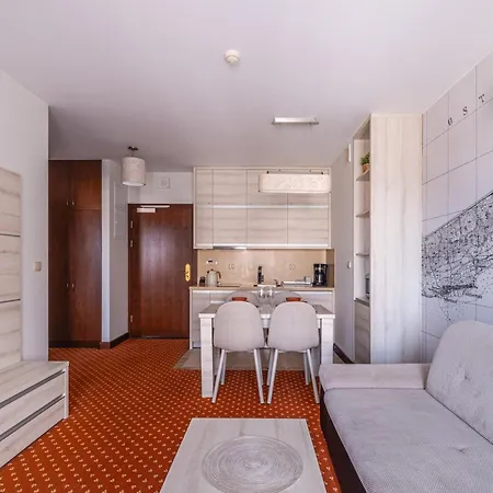 Apartament Viking Continental Krynica Morska Eksteriør bilde